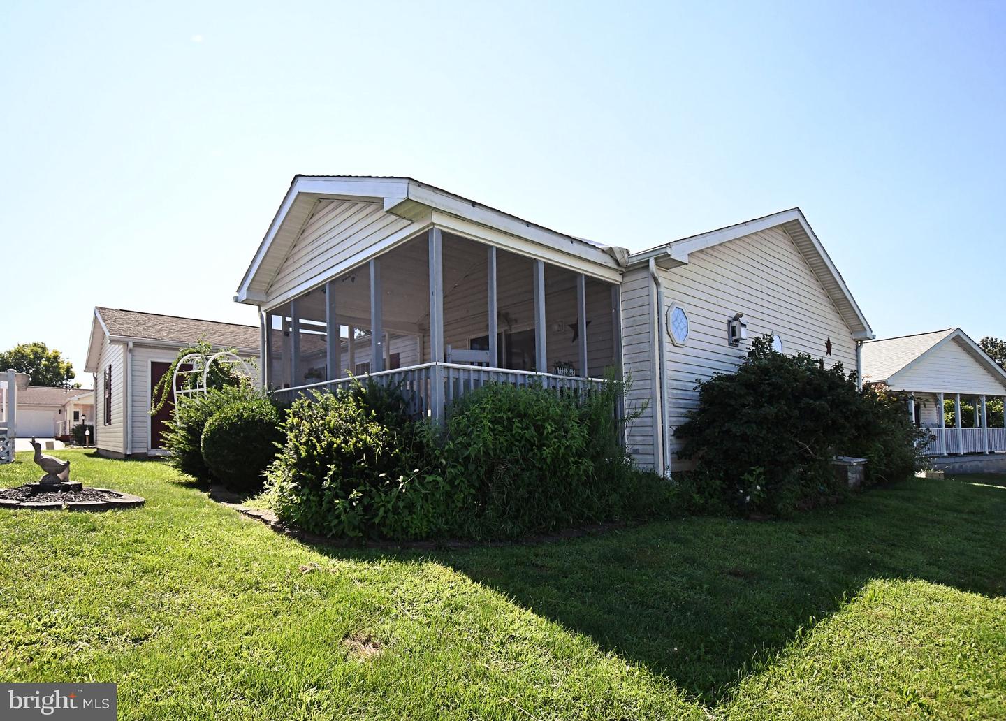1047 Scenic View Dr Property Photo 37