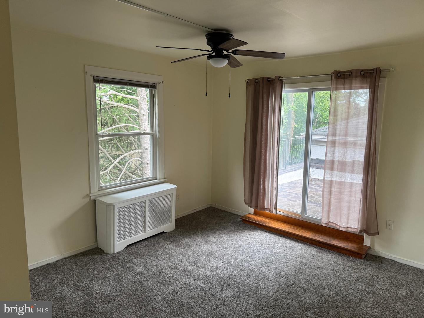 117 Montgomery Ave Property Photo 1