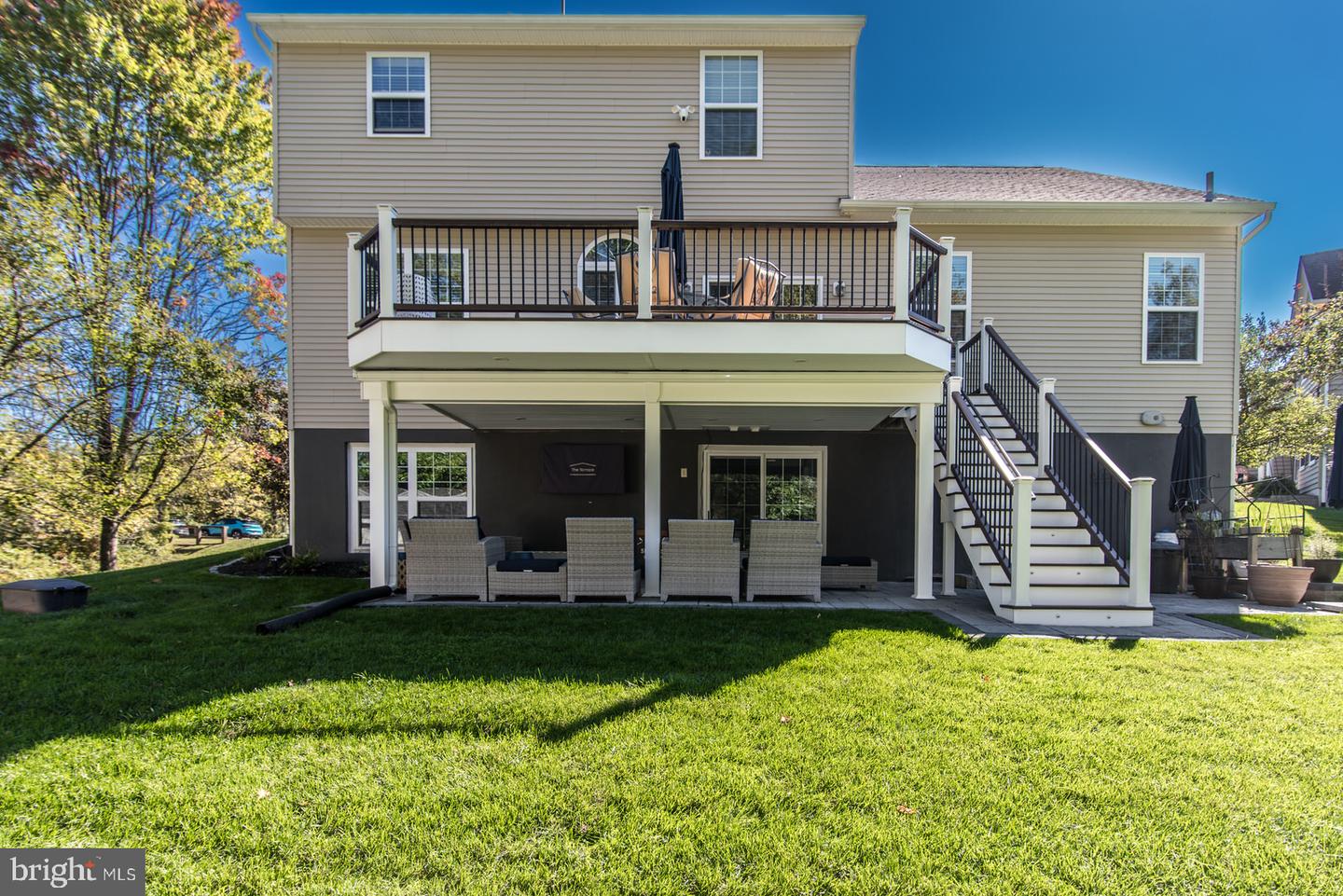 1102 Autumnview Ln Property Photo 56
