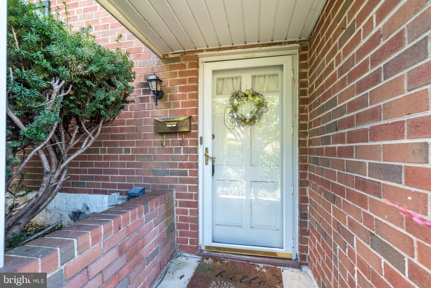 716 Springdell Rd Property Photo 2
