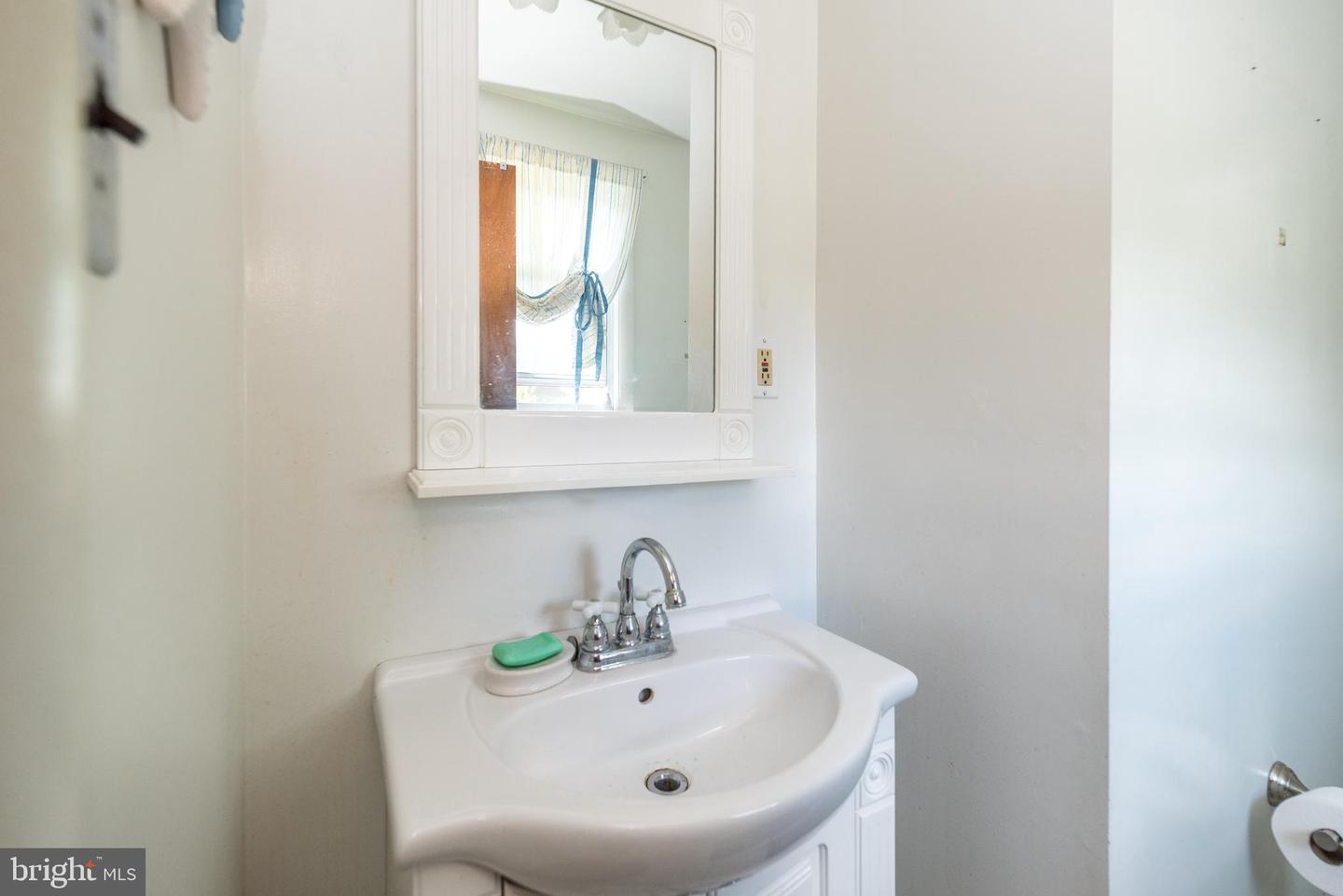 716 Springdell Rd Property Photo 29
