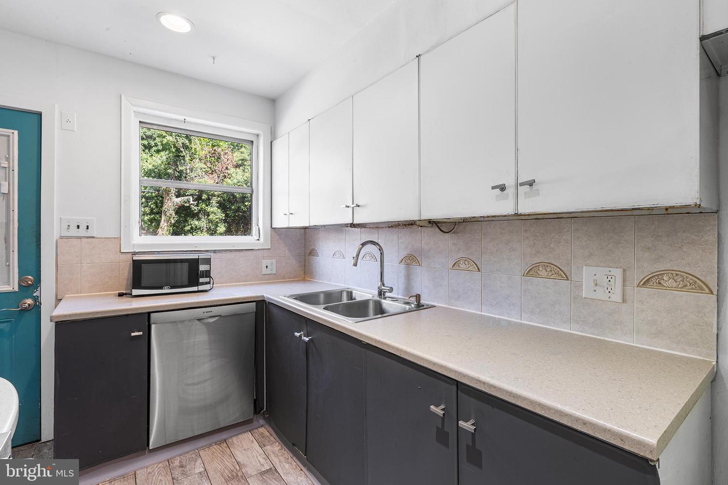 225 Upland Rd Property Photo 10