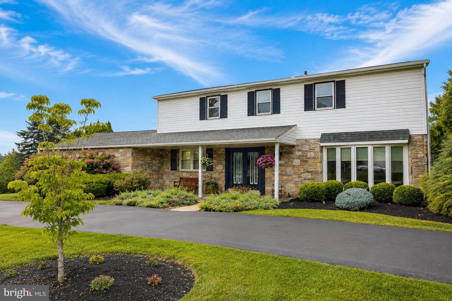 1027 CORN CRIB DR