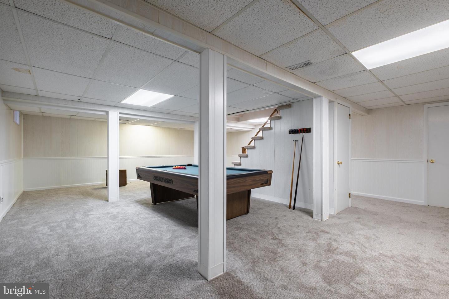 1632 Kenmare Dr Property Photo 34