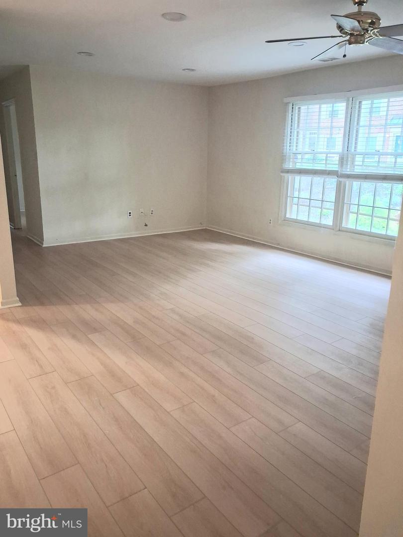 128 Nottoway #building 5 Property Photo 9