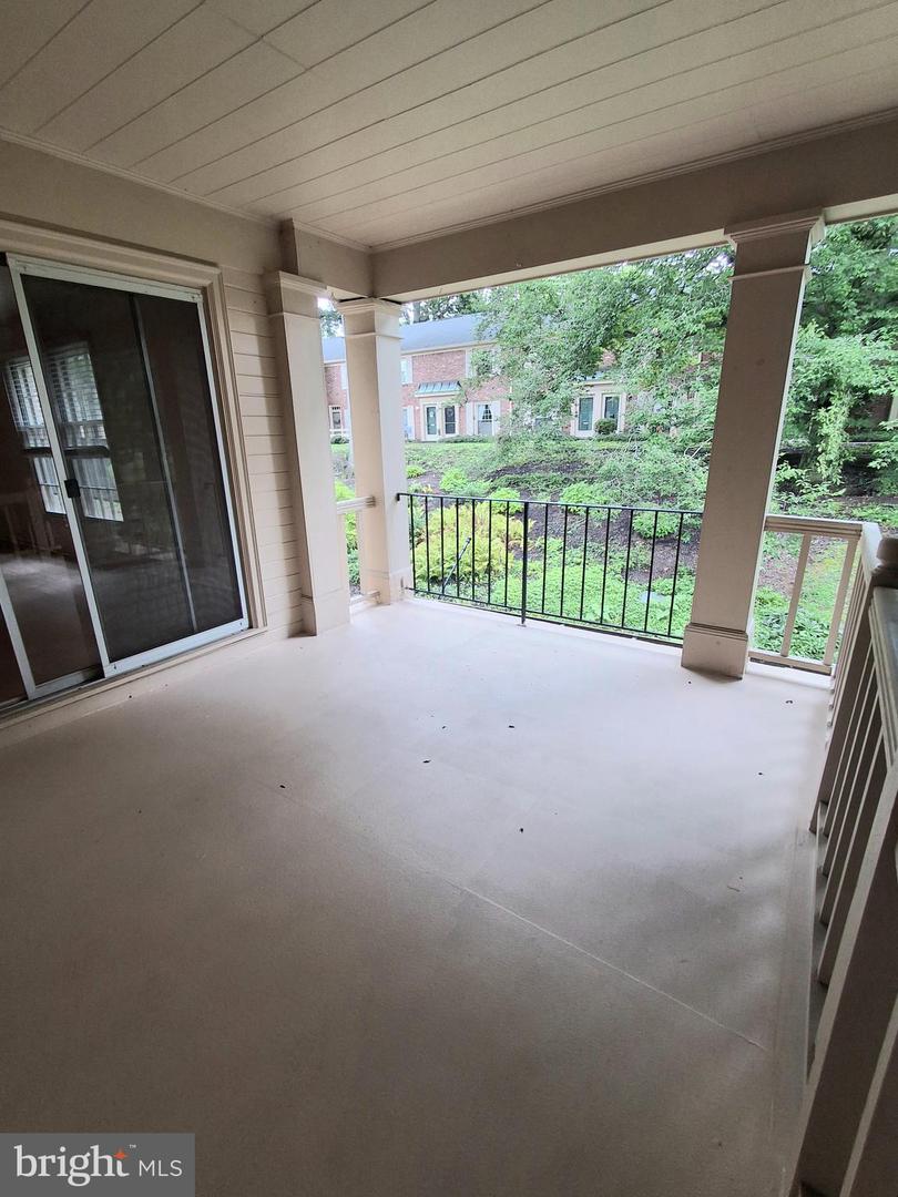 128 Nottoway #building 5 Property Photo 10