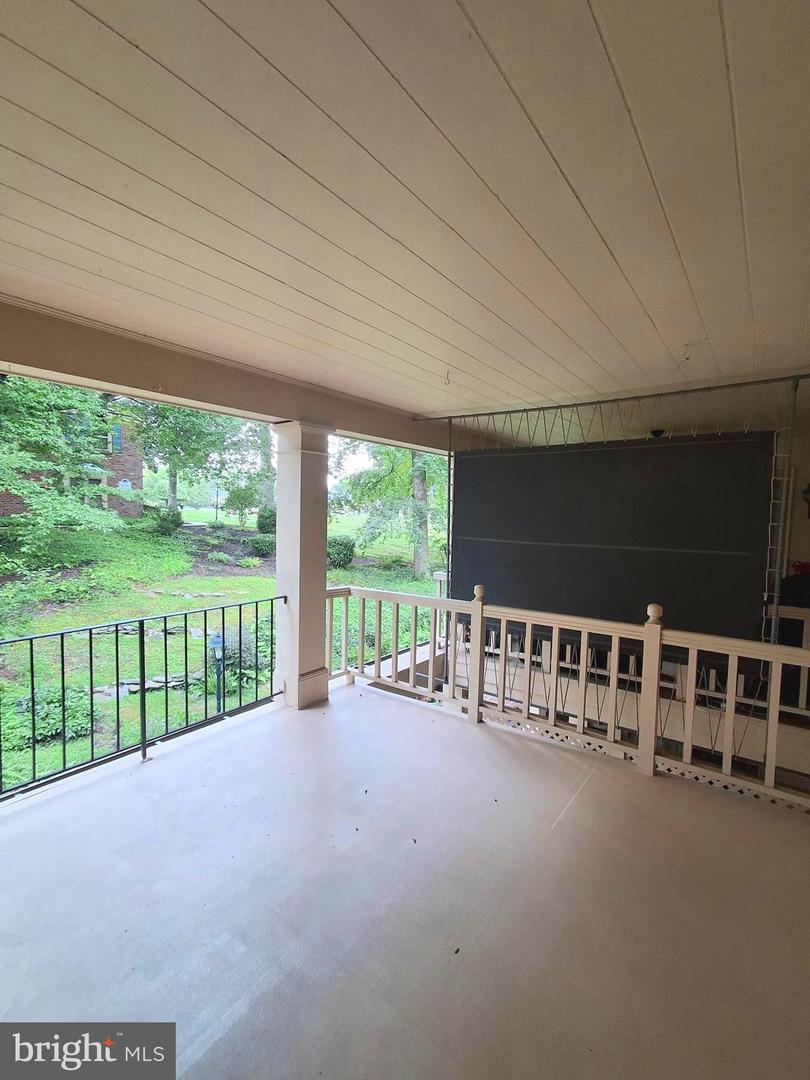 128 Nottoway #building 5 Property Photo 11
