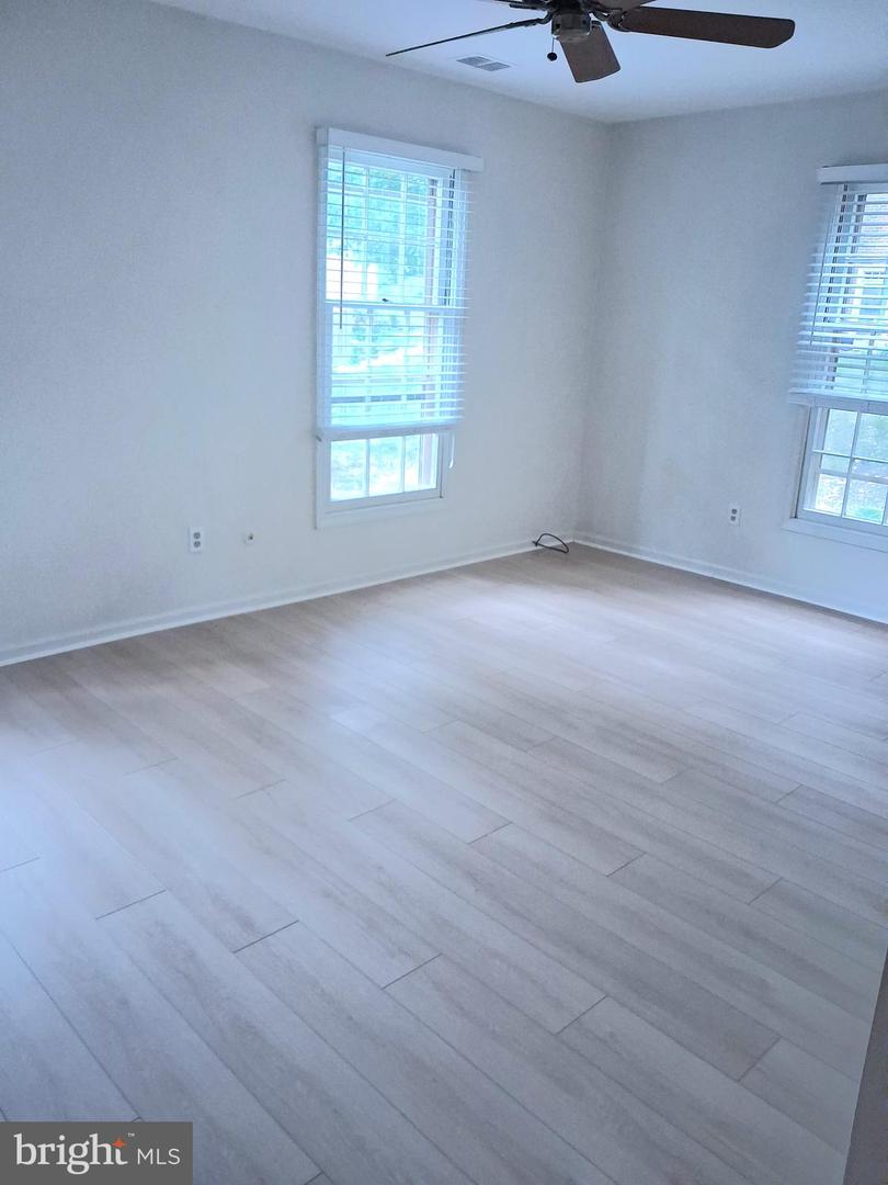 128 Nottoway #building 5 Property Photo 13