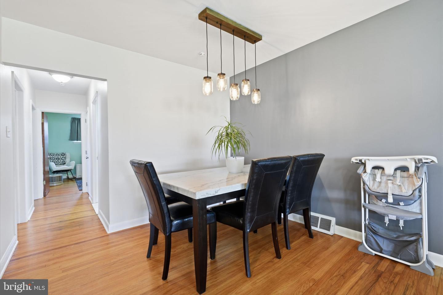 1219 Woodside Rd # Property Photo 8