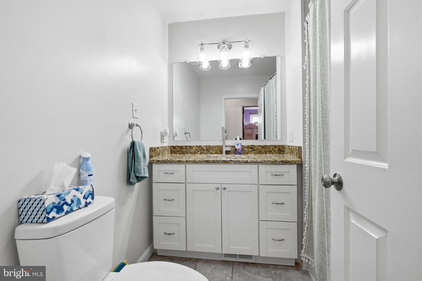 1219 Woodside Rd # Property Photo 9