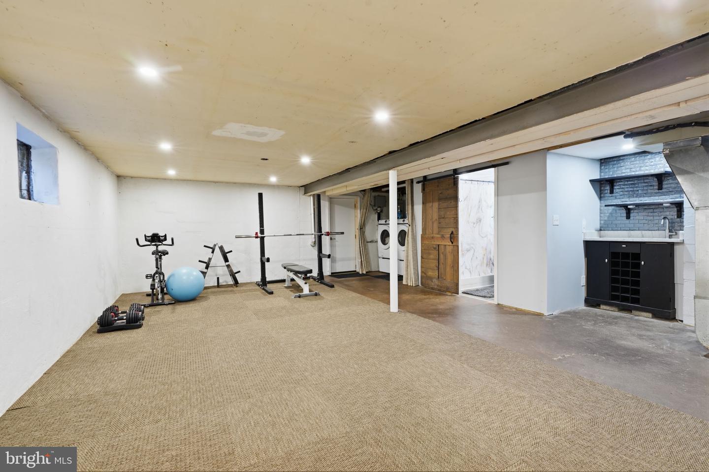 1219 Woodside Rd # Property Photo 14