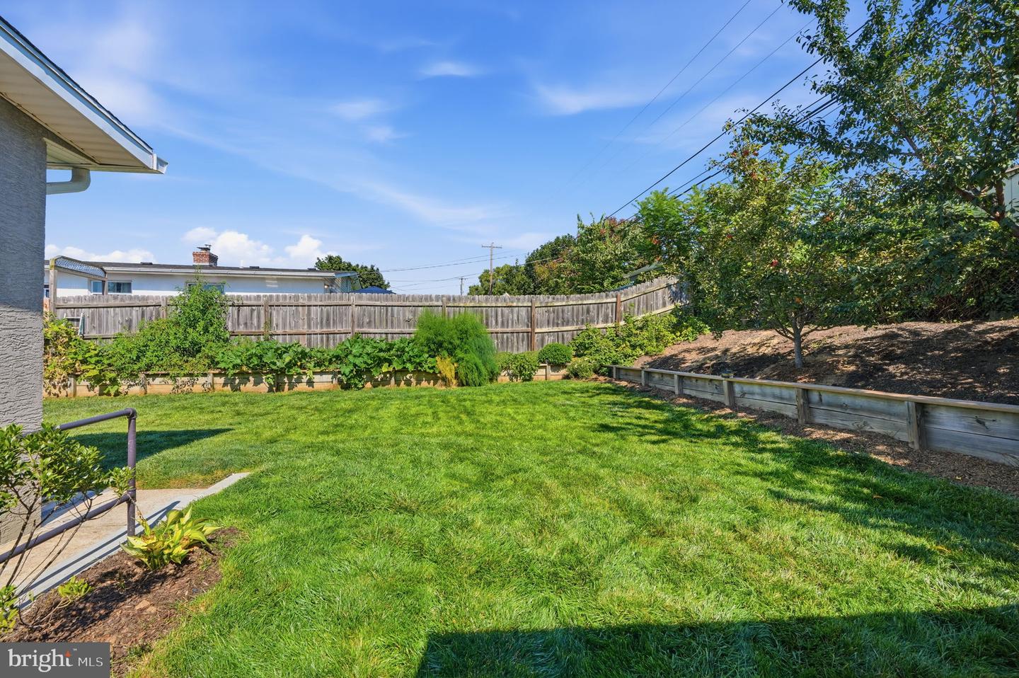 1219 Woodside Rd # Property Photo 23
