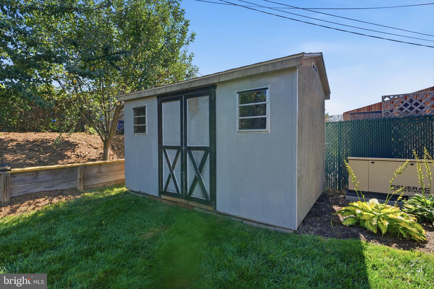 1219 Woodside Rd # Property Photo 24