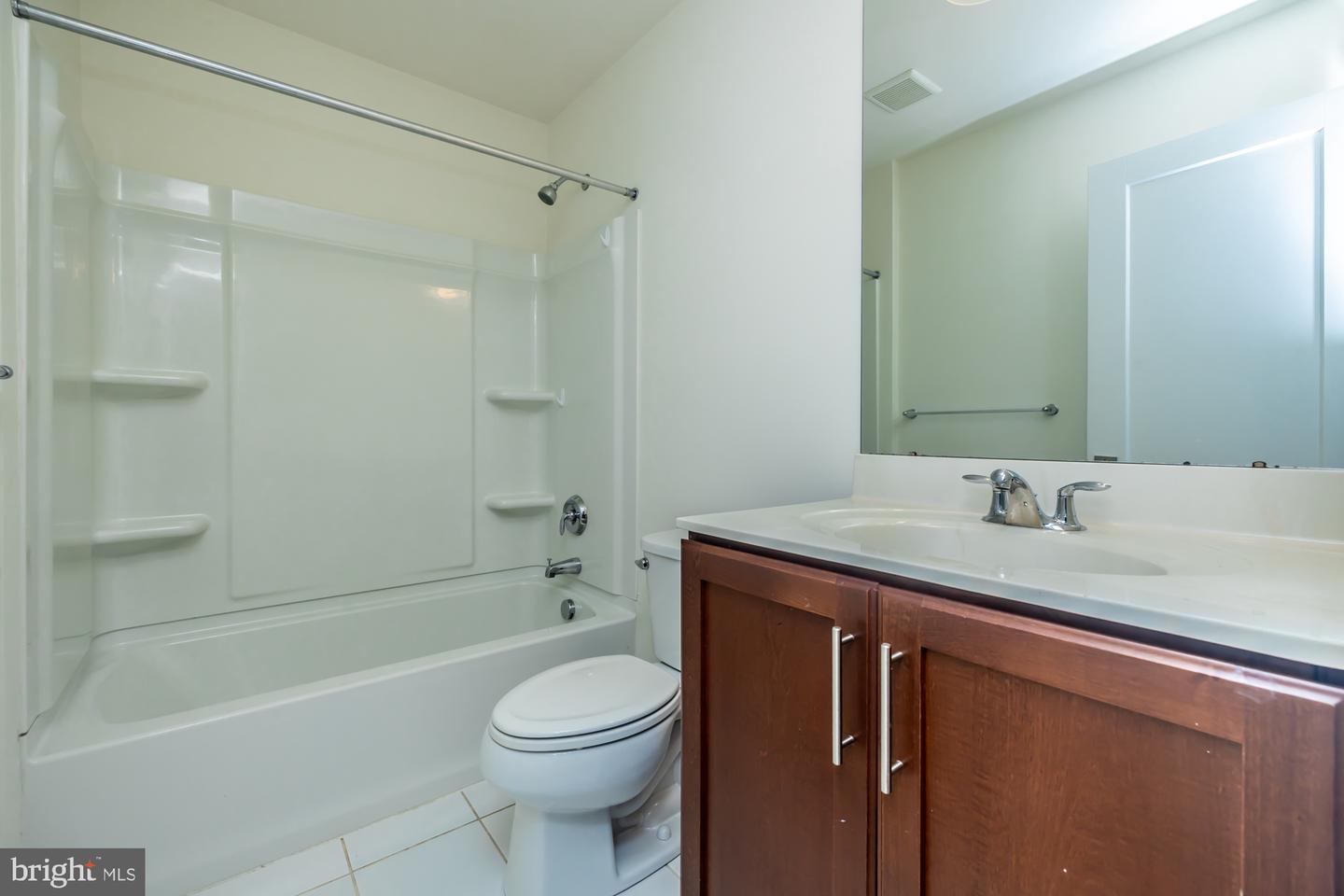 401 Wynstone Ct Property Photo 27