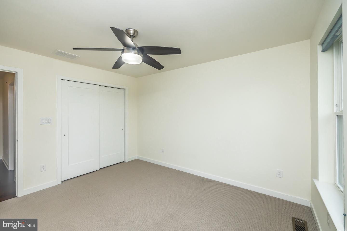 401 Wynstone Ct Property Photo 34