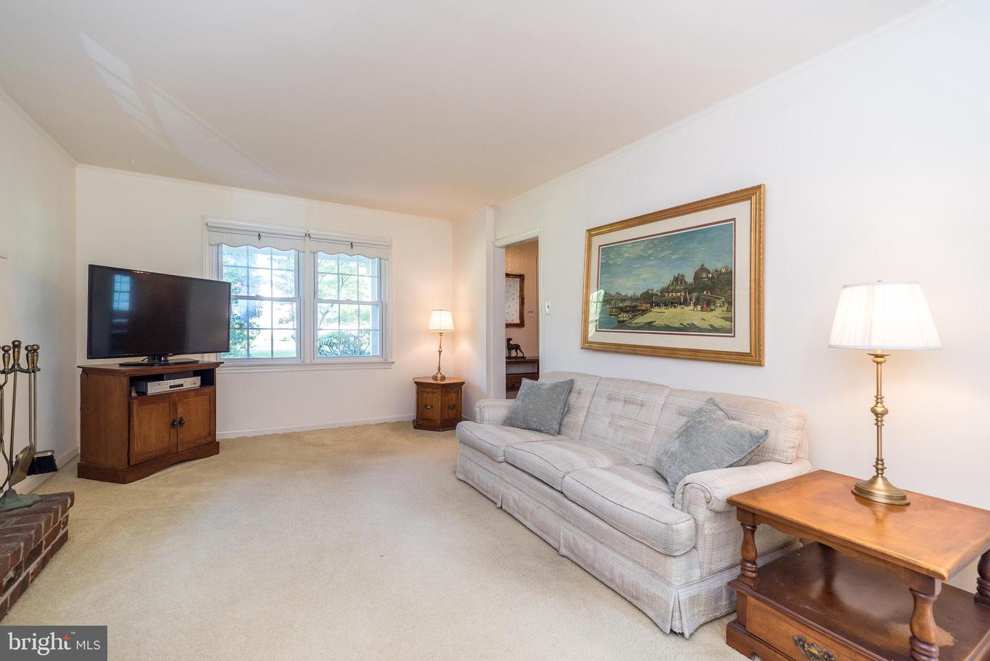 1724 Howe Ln Property Photo 29