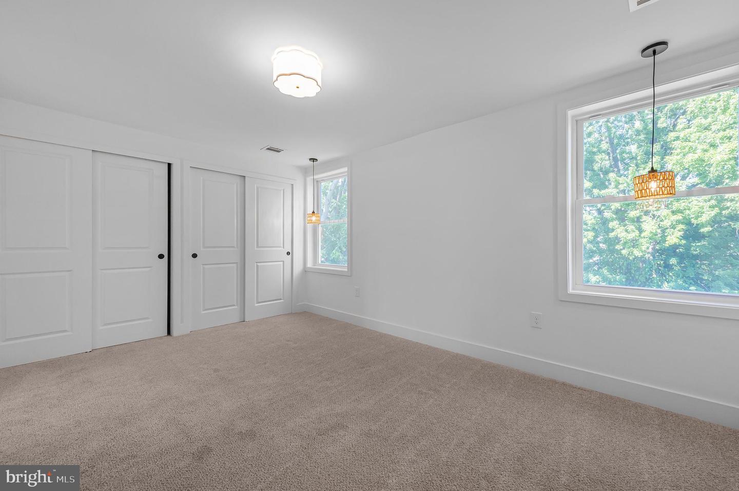 1644 Fairview Ave Property Photo 29