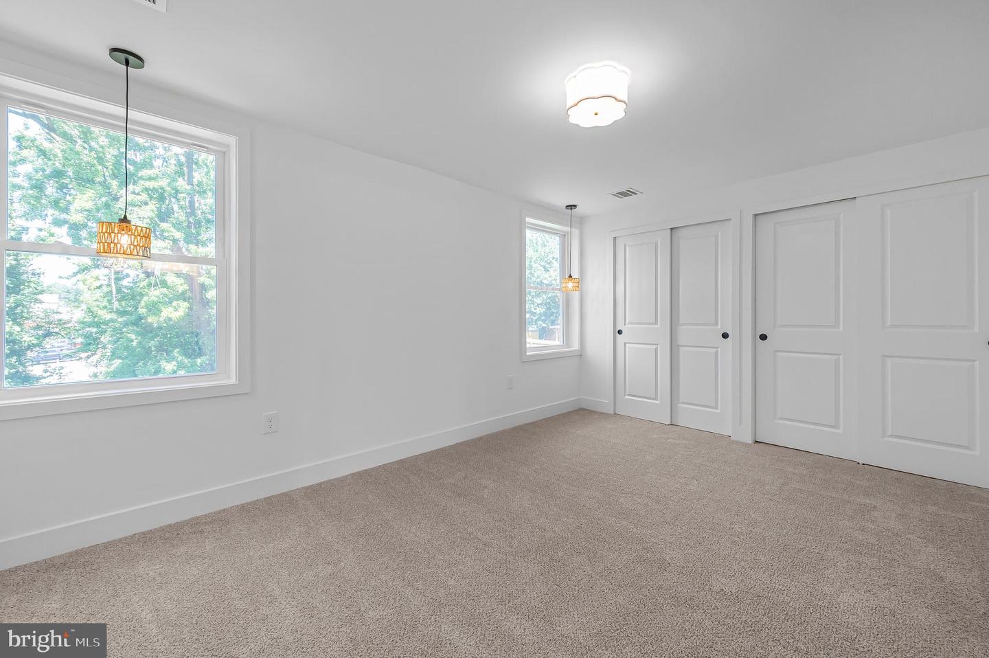 1644 Fairview Ave Property Photo 36