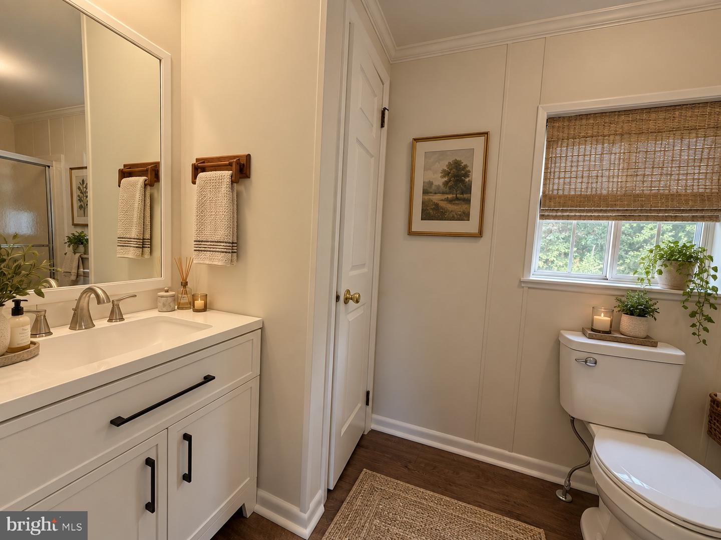 24 Shagbark Ct E Property Photo 11