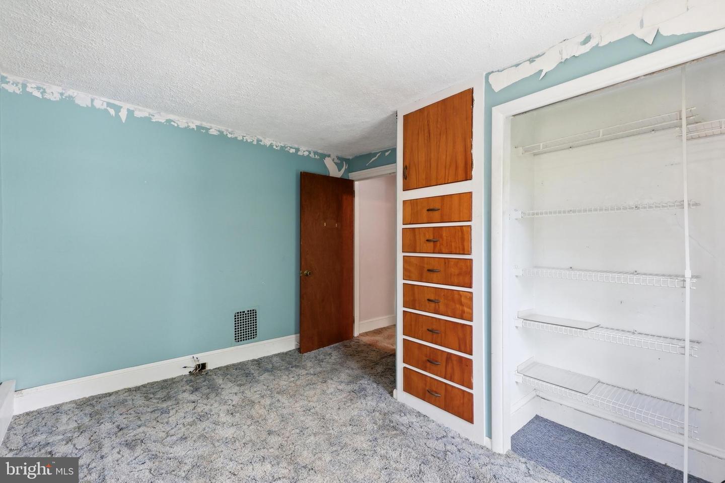 121 Walnut St Property Photo 19