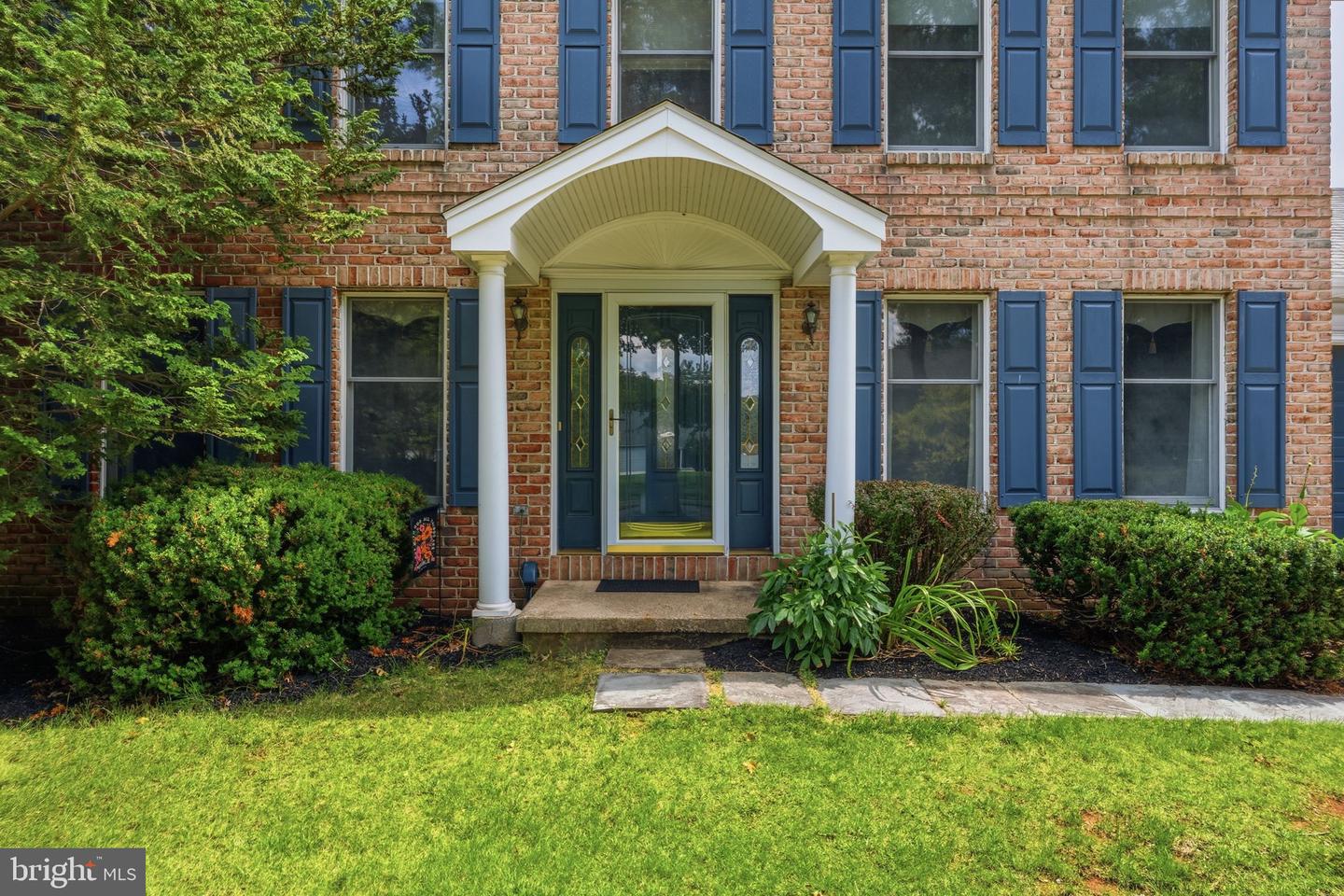 303 Fox Trl Property Photo 6