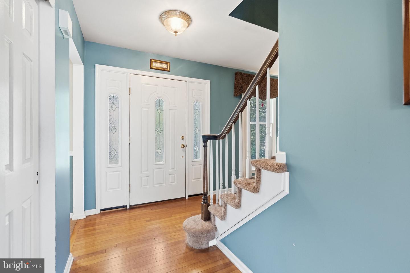 303 Fox Trl Property Photo 8