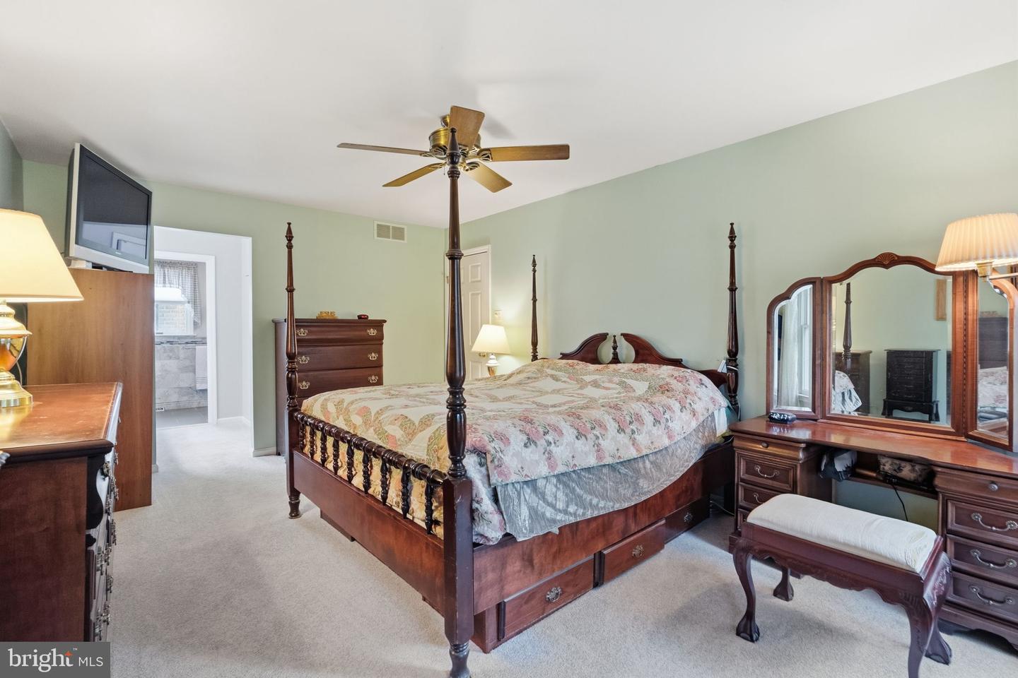 303 Fox Trl Property Photo 27