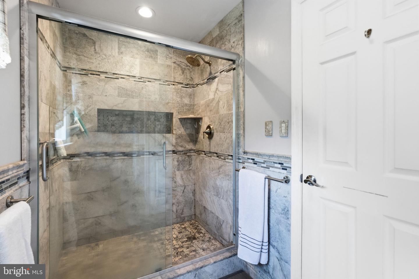 303 Fox Trl Property Photo 29