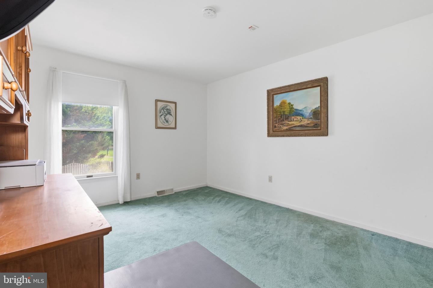 303 Fox Trl Property Photo 32