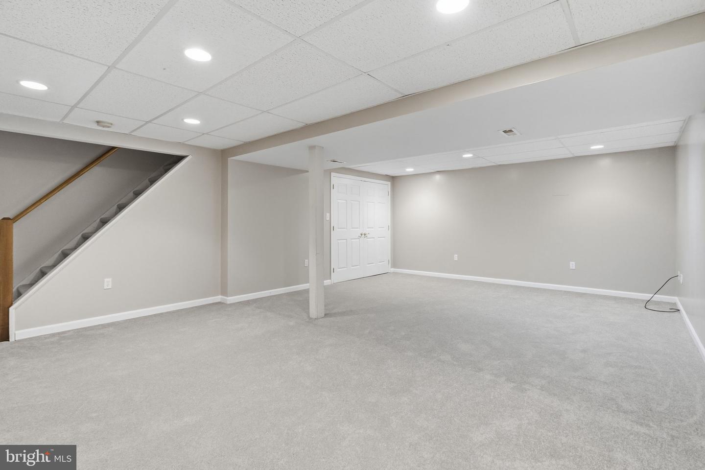 303 Fox Trl Property Photo 37