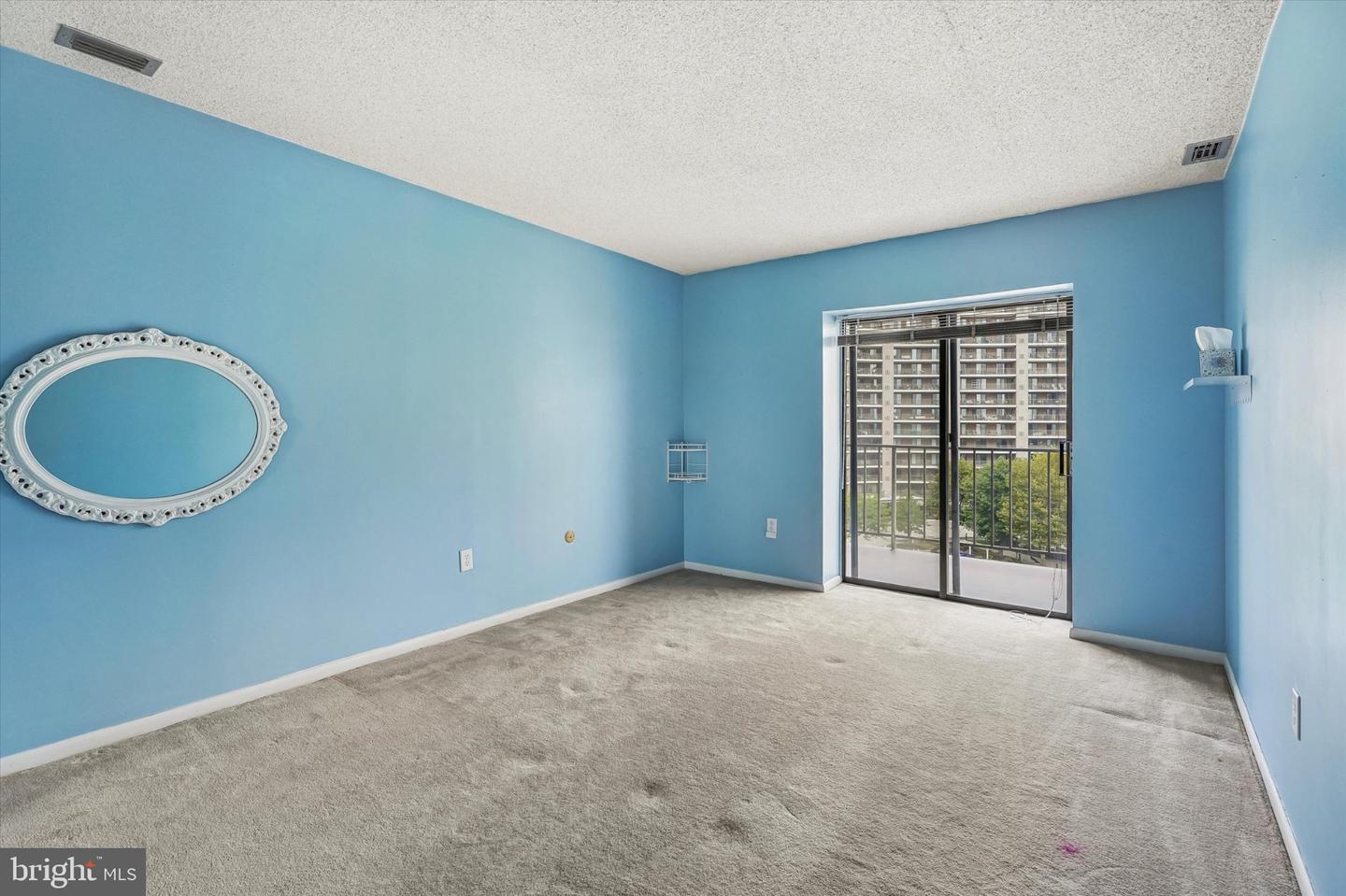 10502 Valley Forge Cir #502 Property Photo 14