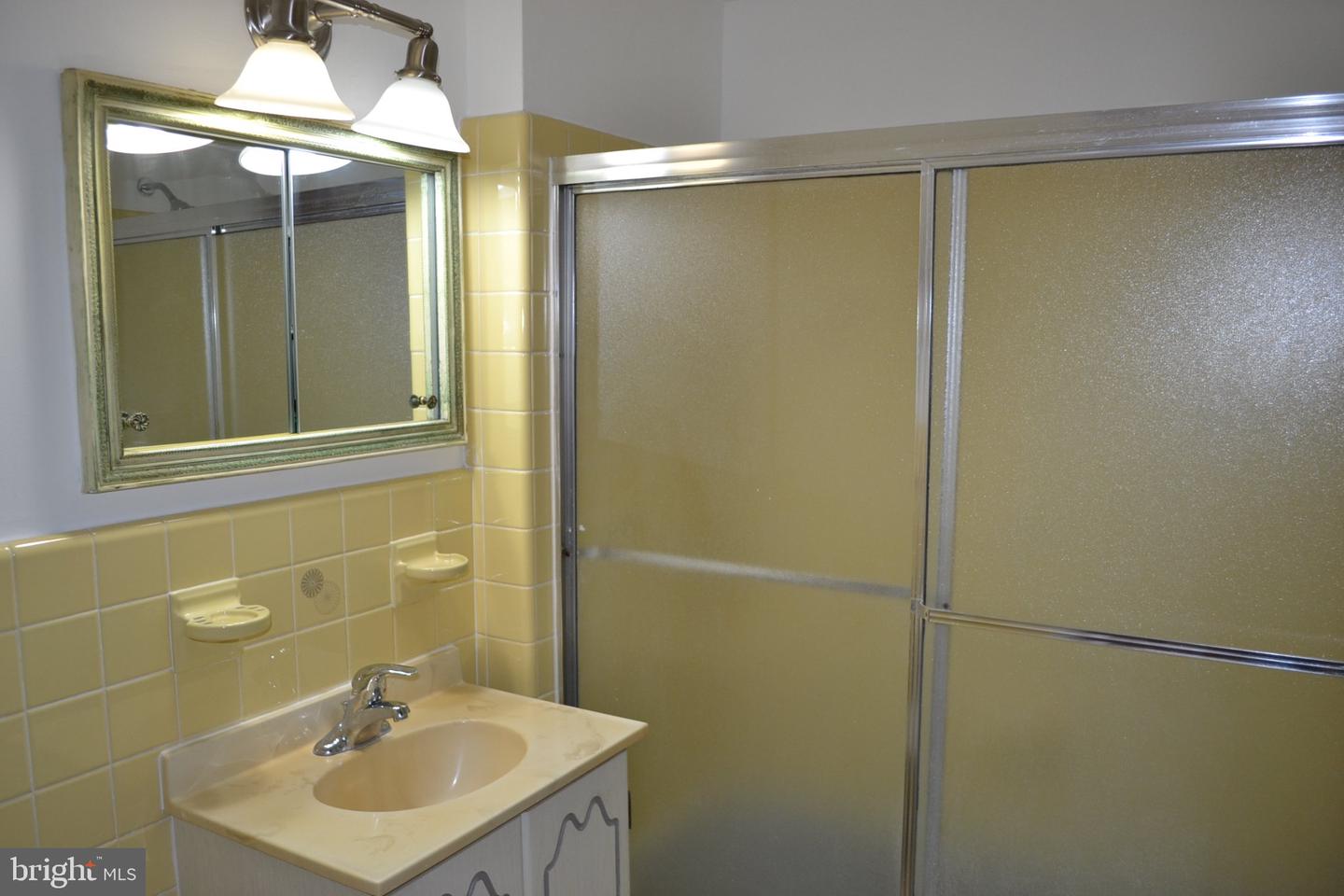 650 Brooke Rd #b-23 Property Photo 10