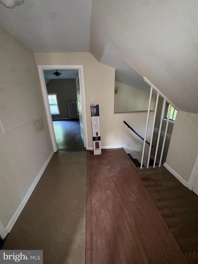 8210 Cadwalader Ave Property Photo 7