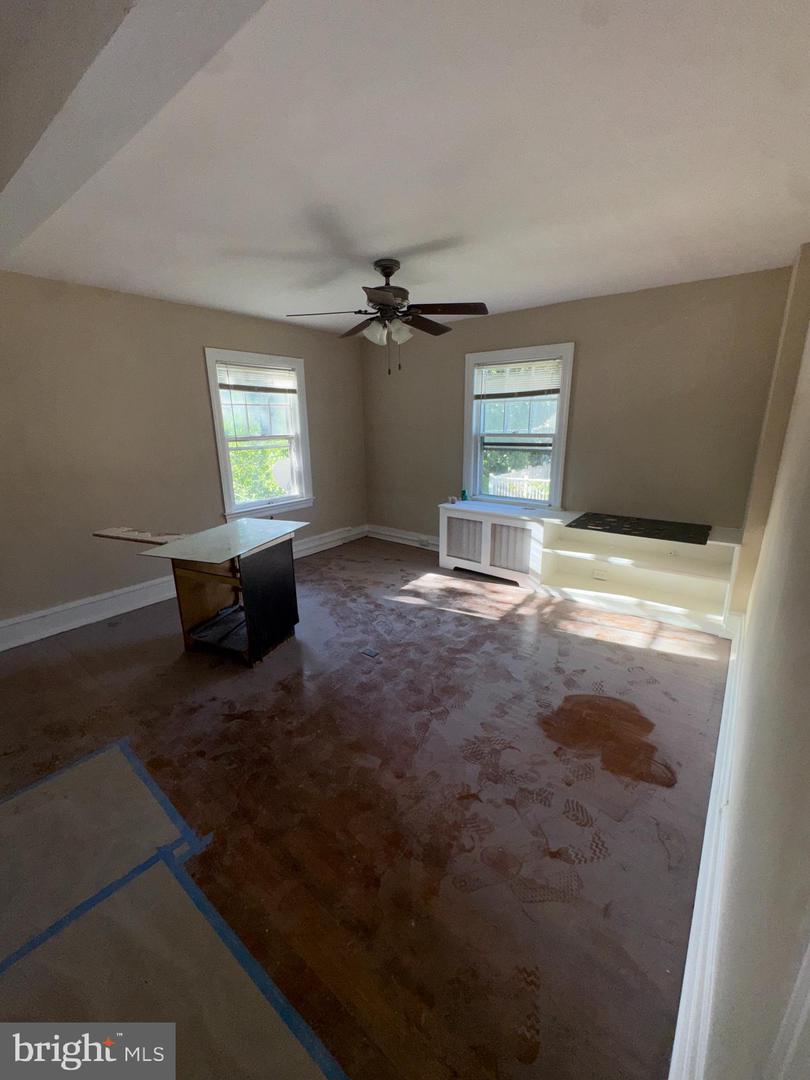 8210 Cadwalader Ave Property Photo 20