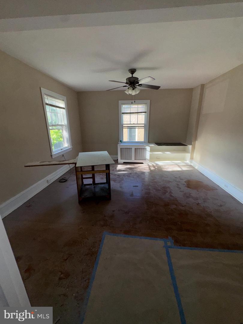 8210 Cadwalader Ave Property Photo 27