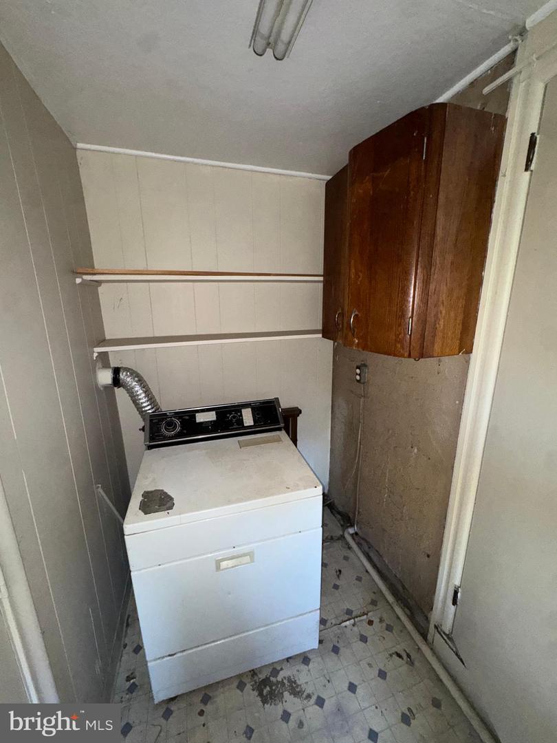 8210 Cadwalader Ave Property Photo 37