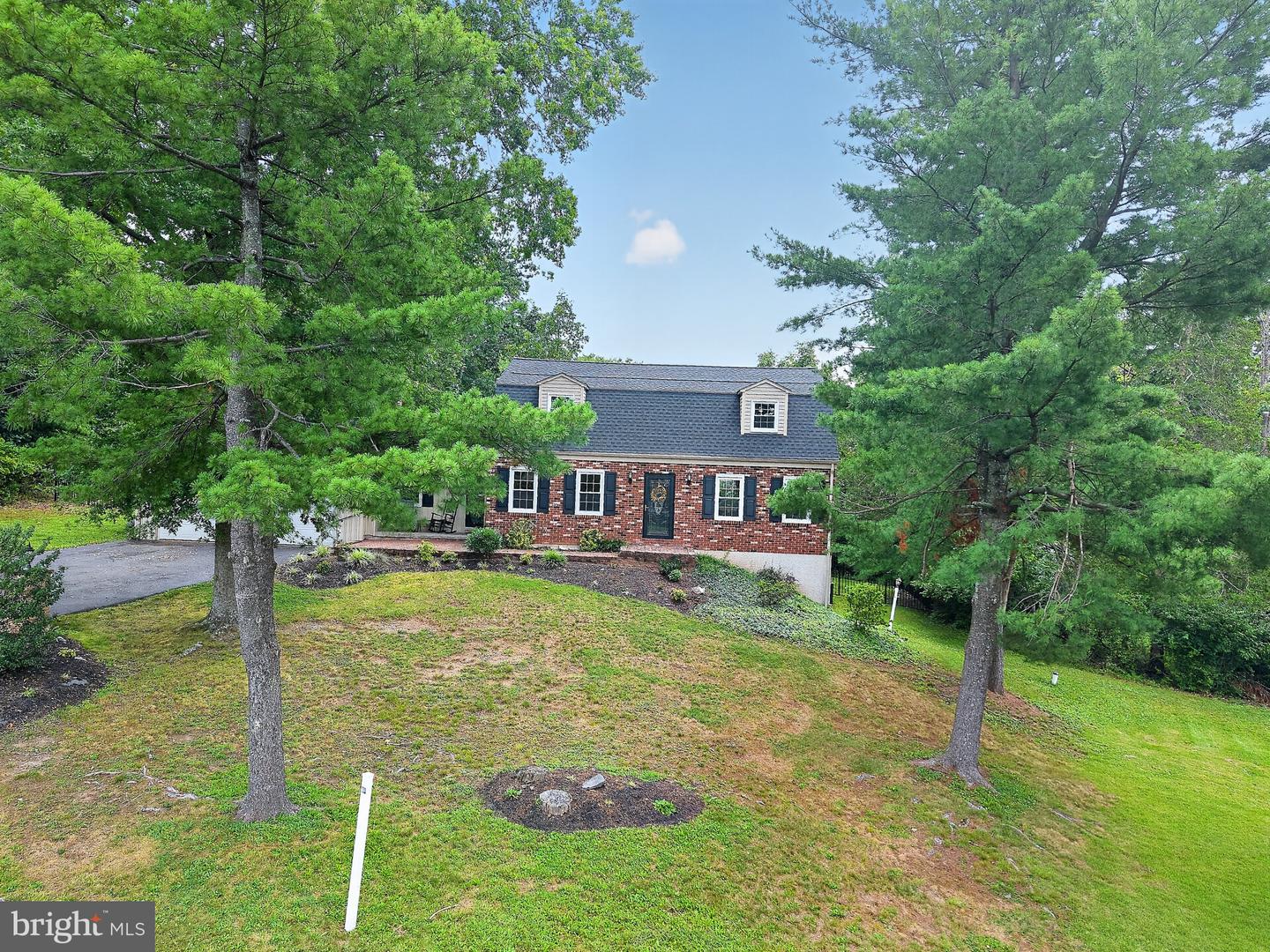 809 Gabriel Ct Property Photo 4
