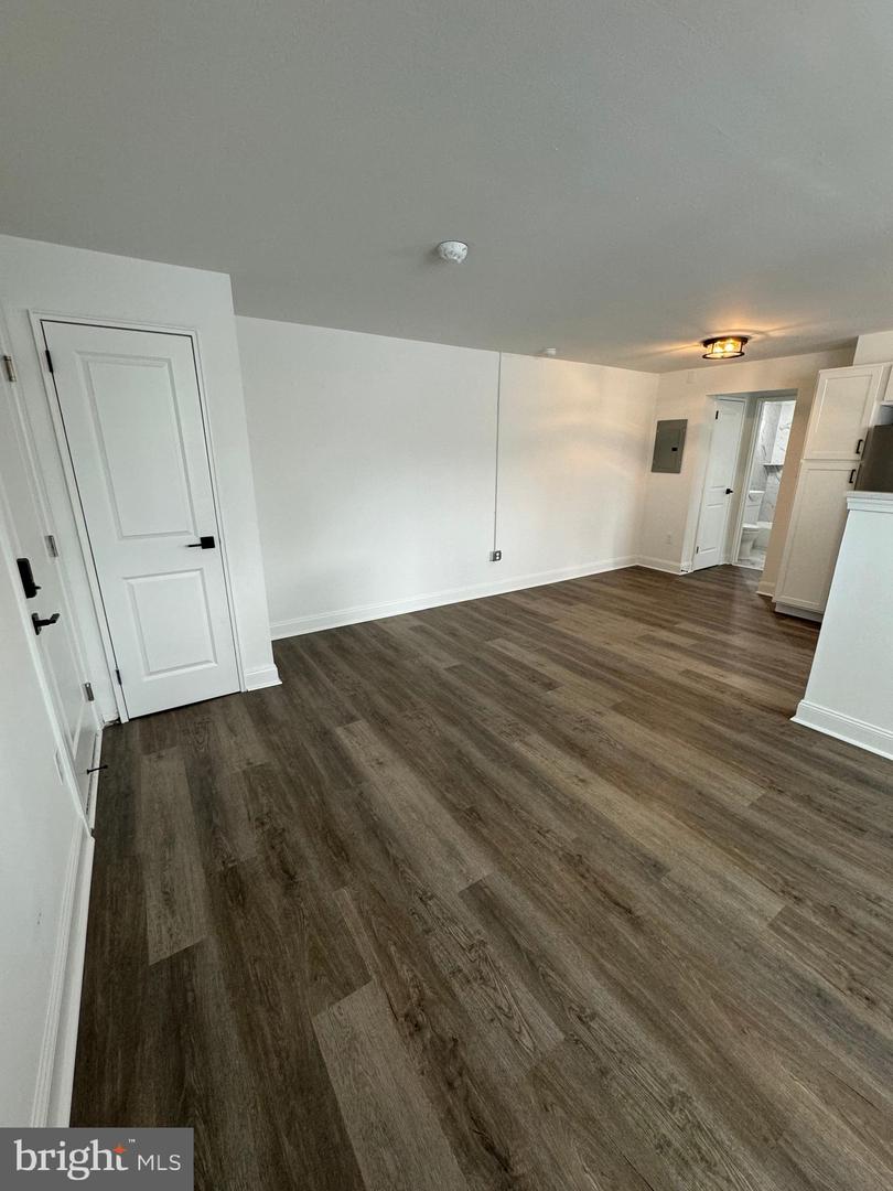 1841 Davisville Rd #b3 Property Photo 3