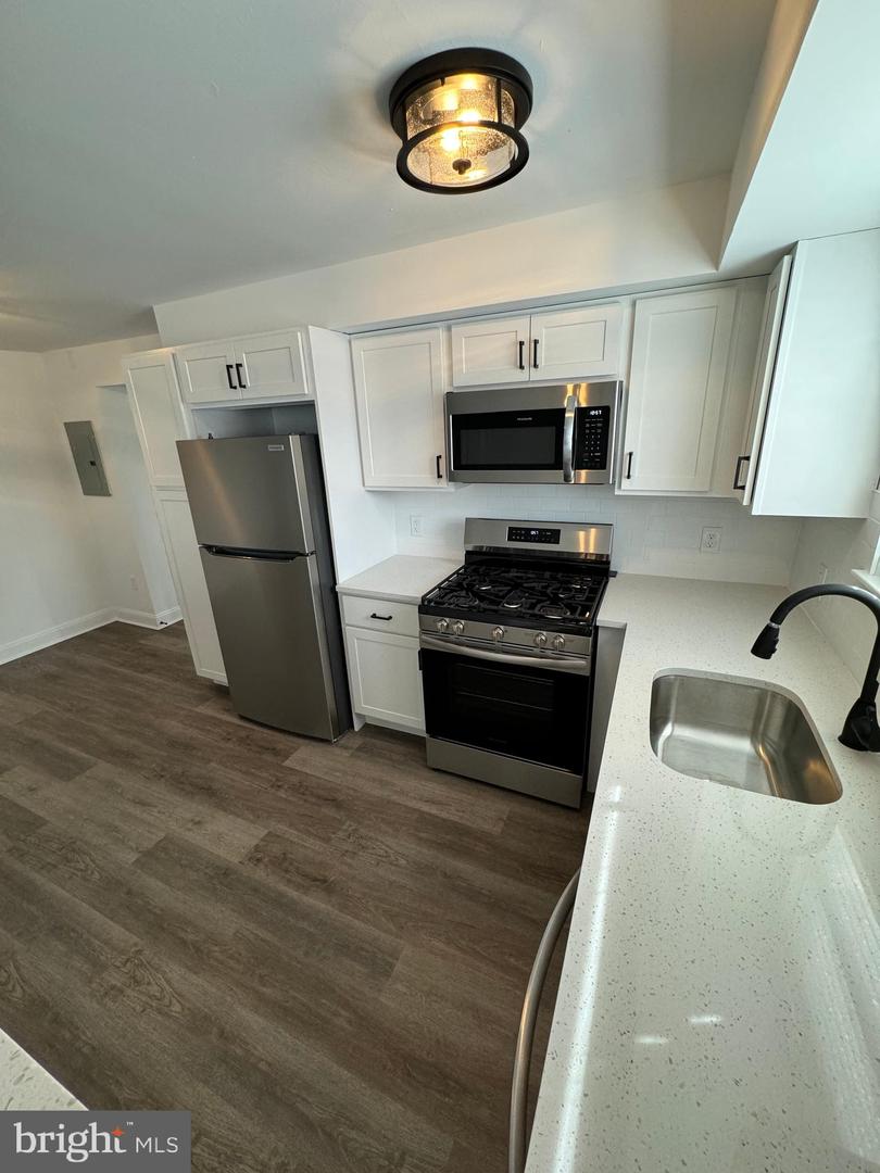 1841 Davisville Rd #b3 Property Photo 6