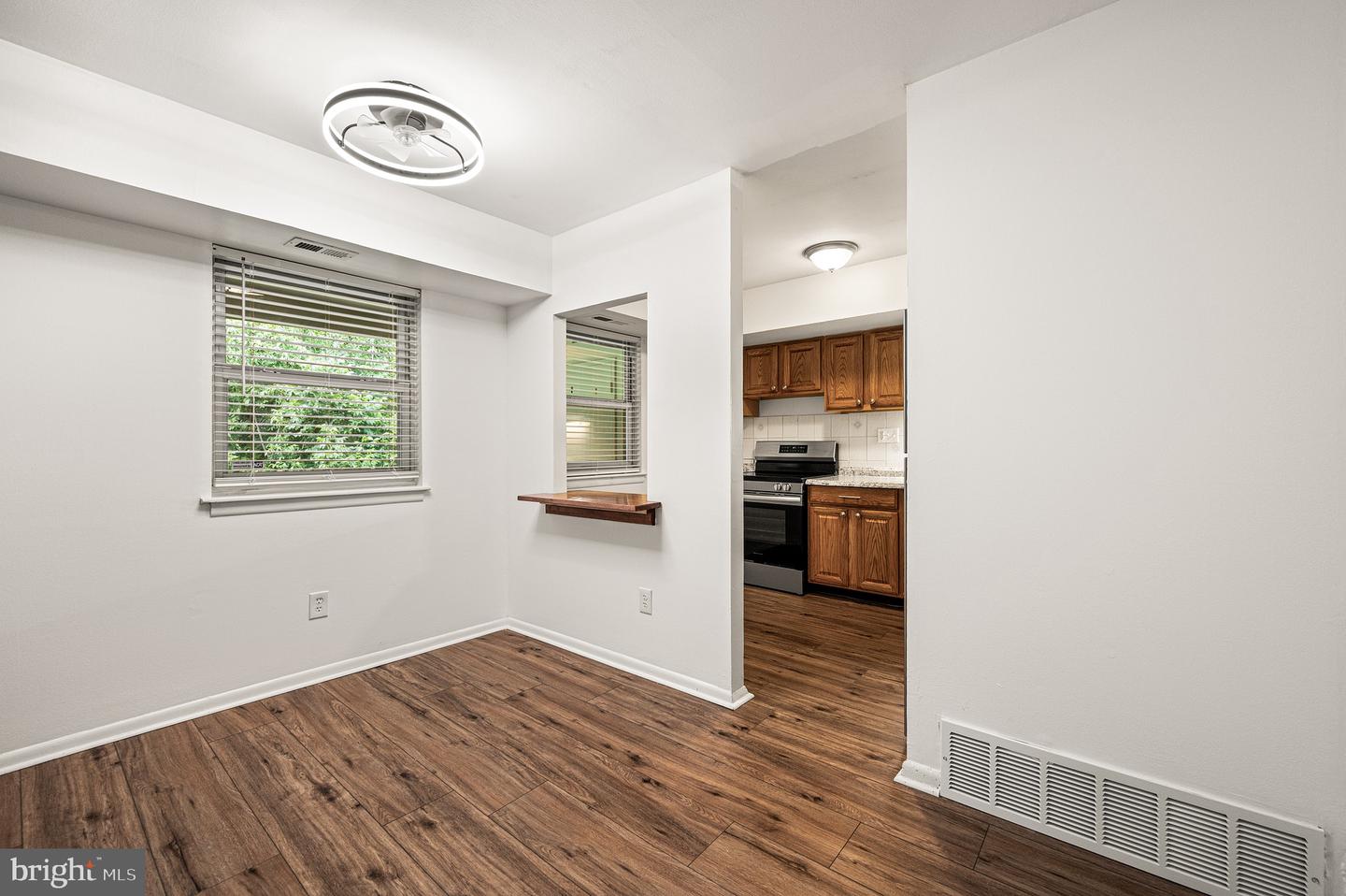 11 Wexford Dr Property Photo 10