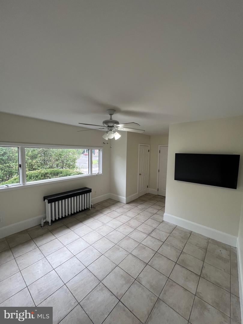 143 E Moreland Ave #a Property Photo 16