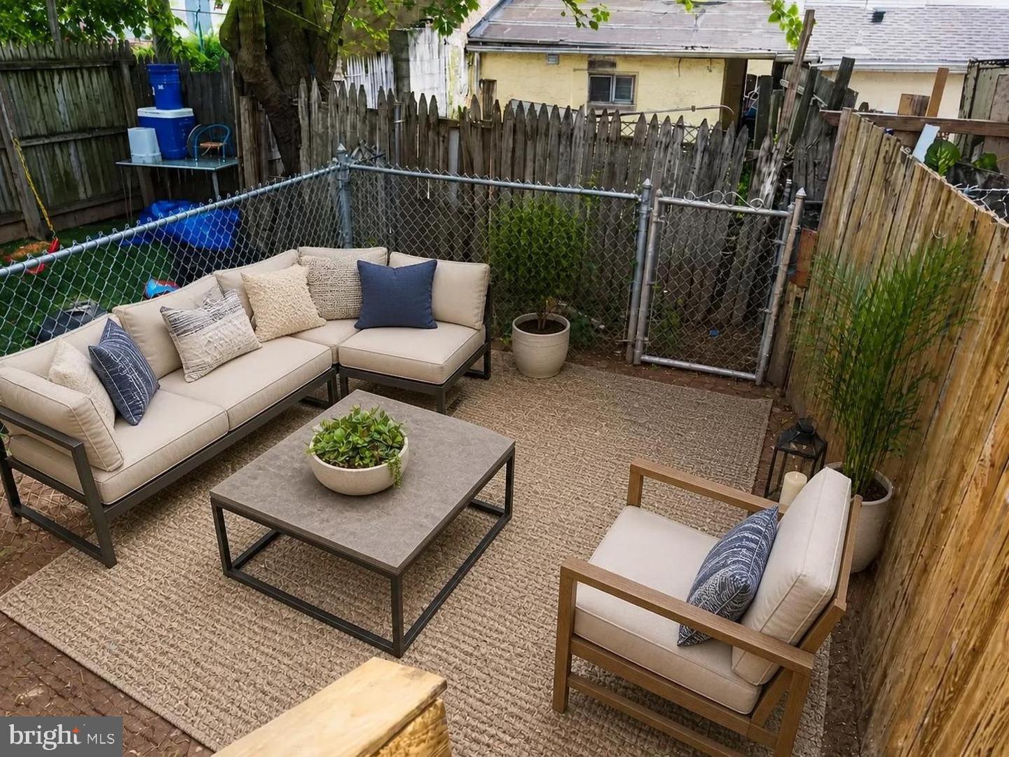 124 W Airy St # Property Photo 30