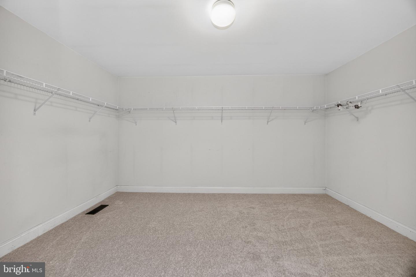 142 Clover Ln Property Photo 26