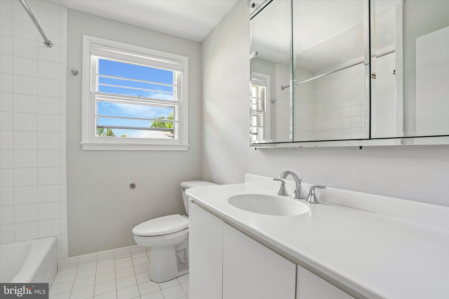 1910 Stone Ridge Ln Property Photo 26