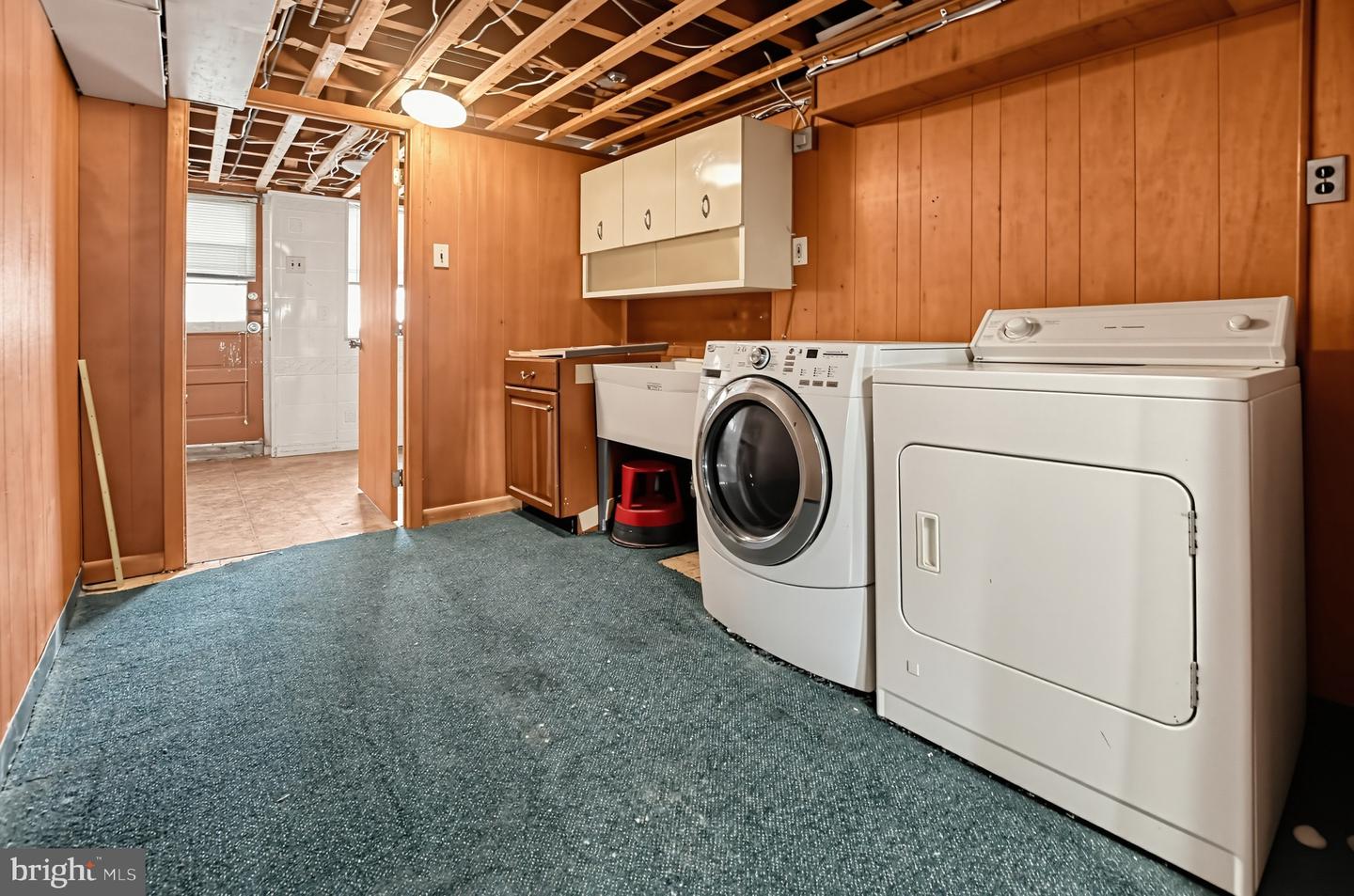 505 E Roberts St Property Photo 18