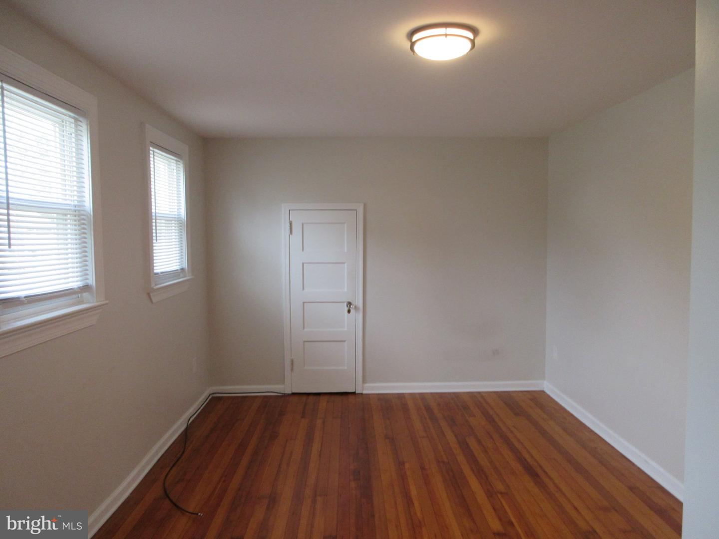 14 Franklin Ave Property Photo 3