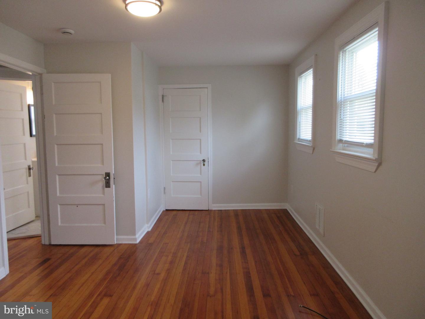14 Franklin Ave Property Photo 4