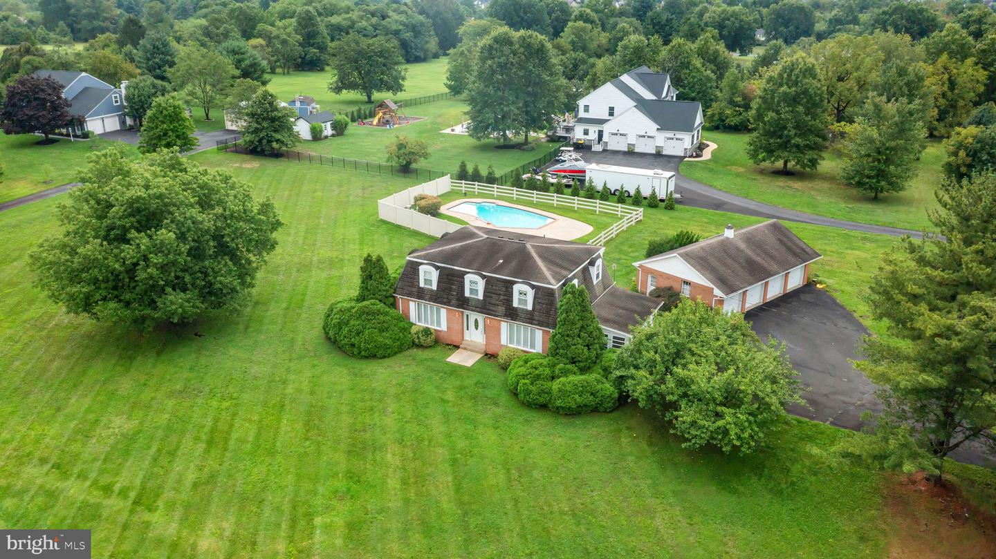 778 Lederach Cross # Property Photo 3