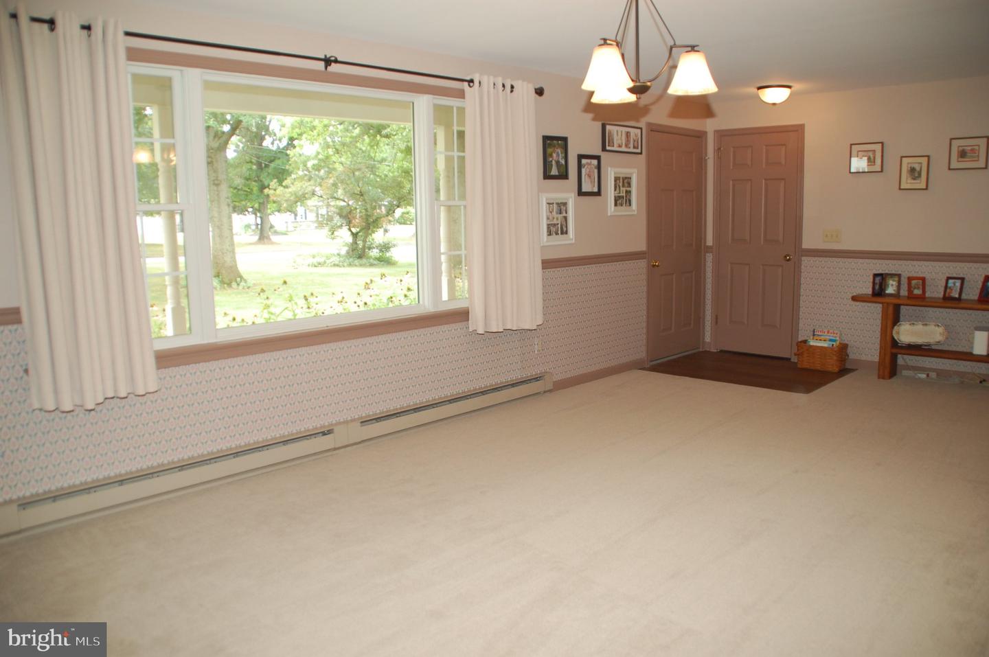 883 Kulp Rd Property Photo 4