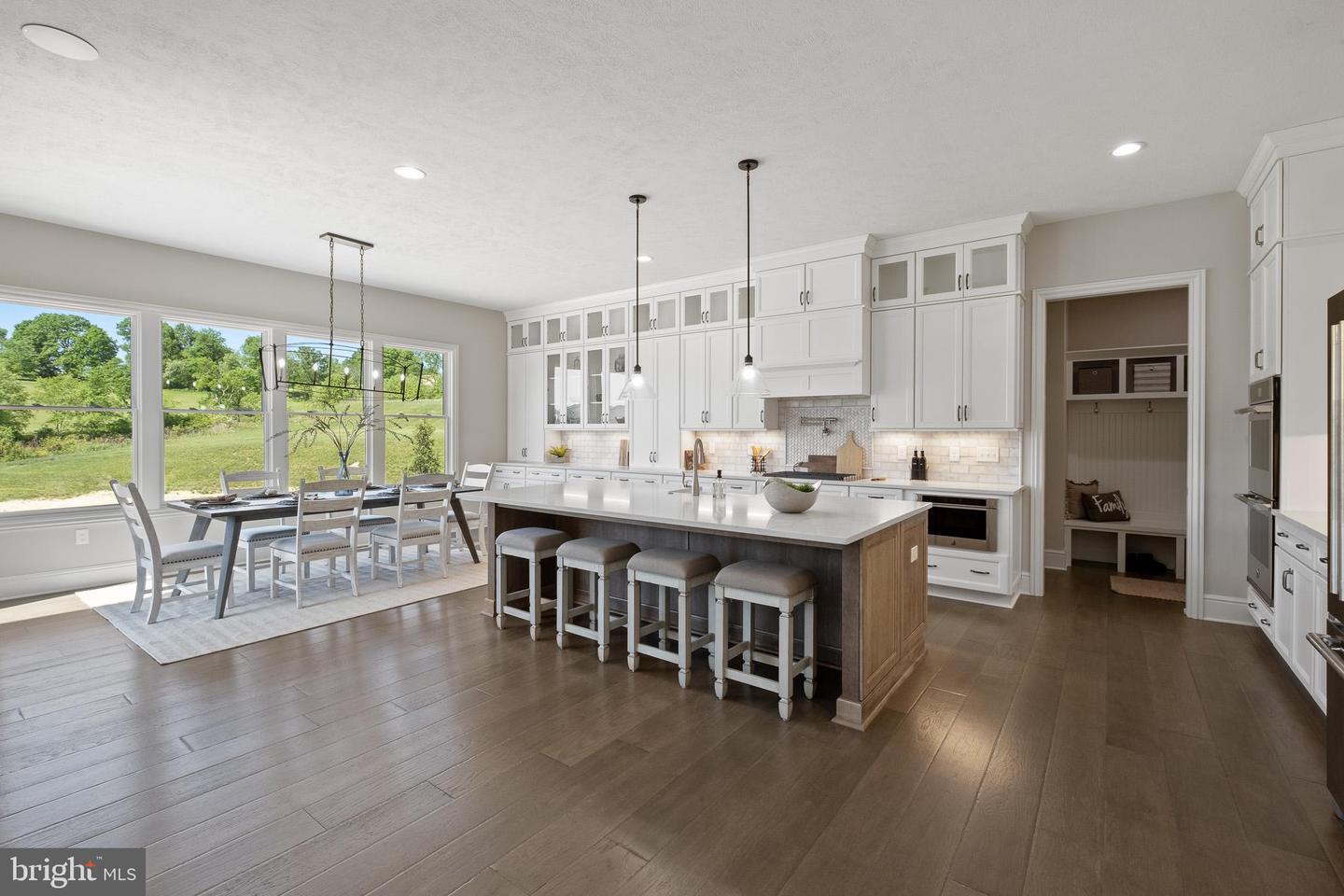 375 Bronson Cir #b3d Property Photo 7
